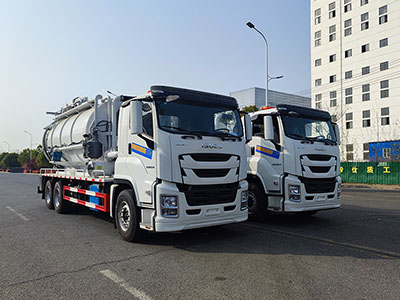 An ISUZU Water Jet Vacuum Truck Has Arrived in United Arab Emirates