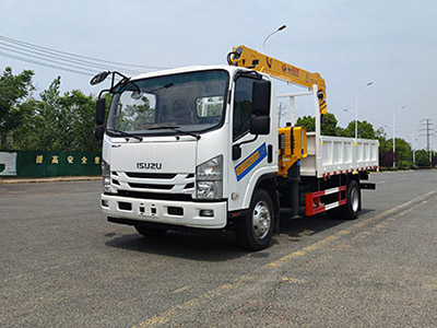One Unit Isuzu ELF 190HP truck with 3.2-ton crane arrives in Ethiopia
