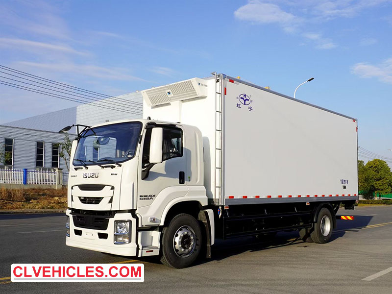 ISUZU FTR Refrigerated Box Truck