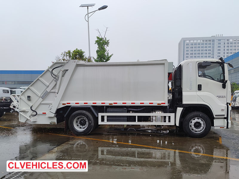 ISUZU compactor garbage truck