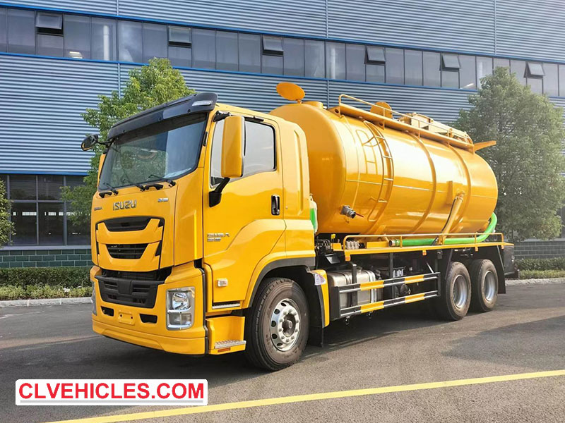 ISUZU GIGA vacuum suction truck