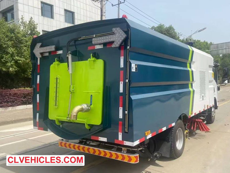 ISUZU road wash truck