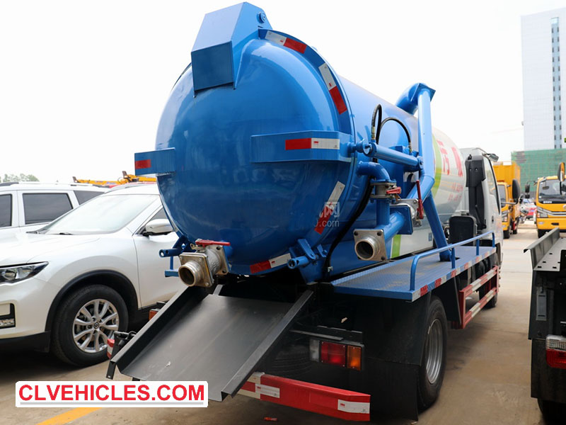 ISUZU Vacuum Tank Truck ISUZU Vacuum Tank Truck