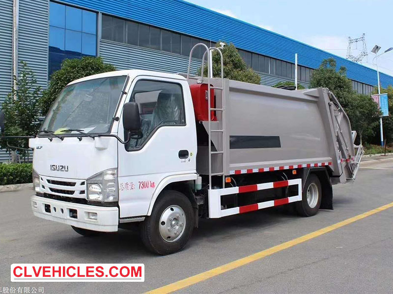 ISUZU rear load garbage truck